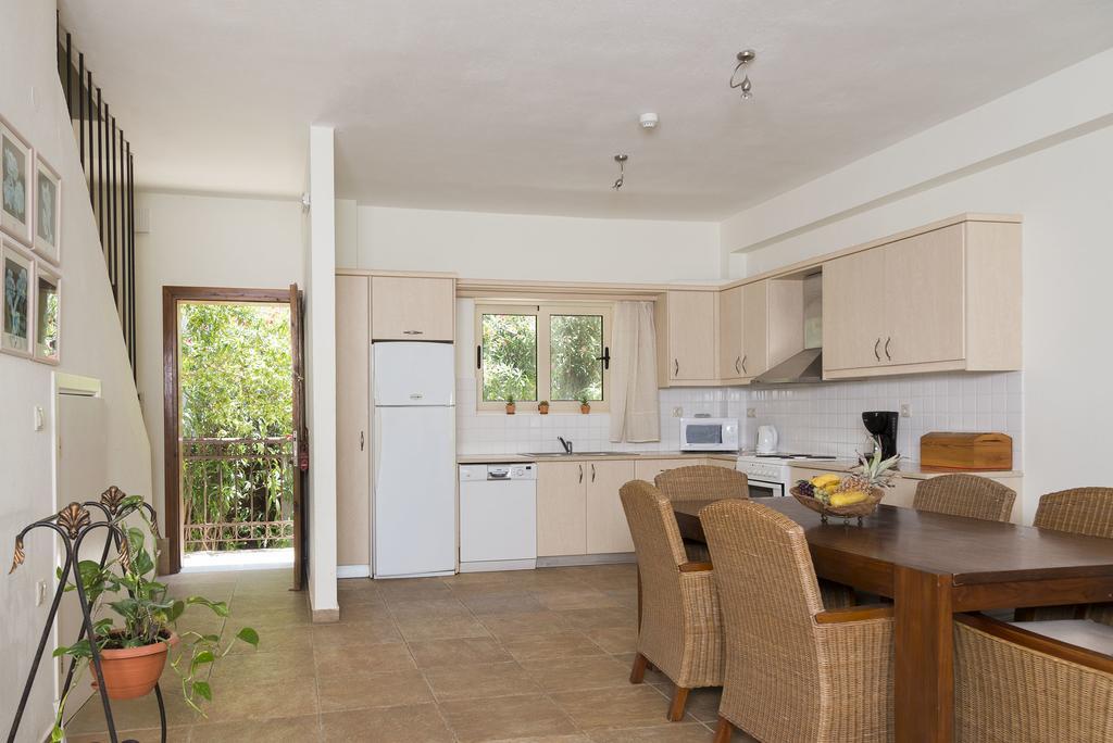 Istron Luxury Maisonettes Extérieur photo